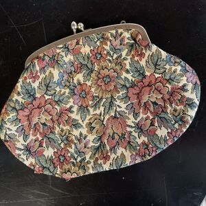 Vtg Carpetbag Tapestry Purse Clutch Needlepoint Floral Kiss Clasp Collect-ables